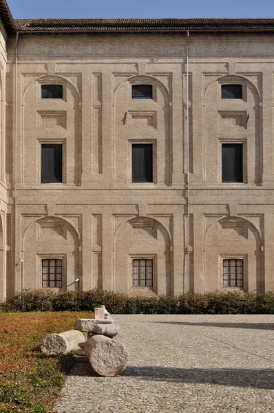 Guazzatoio двор подробно, Pilotta дворец, Парма — стоковое фото