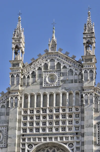 Catedral de mármore de frente, monza — Fotografia de Stock