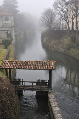 sisli martesana, lombardy üzerinde barınak