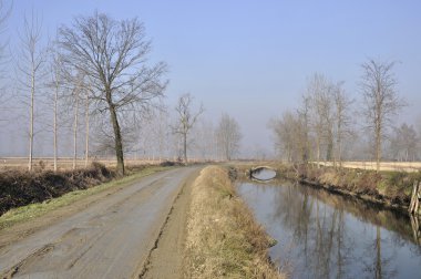 çamurlu ülke road, lombardy