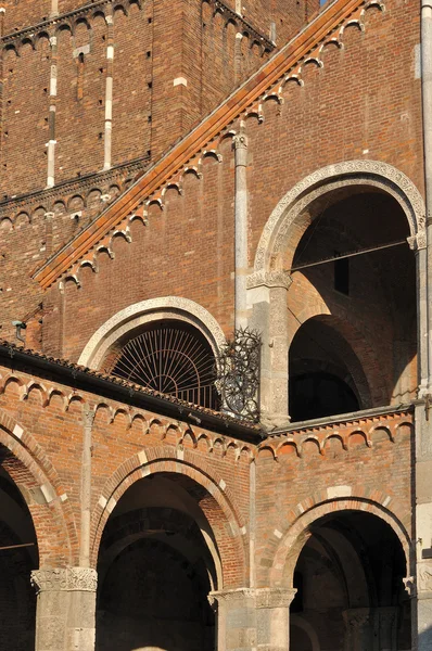 Святого Амброджо деталь, Милан — стоковое фото
