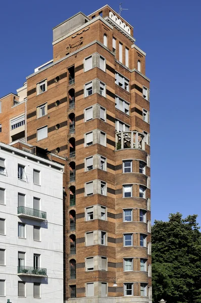 Gio' ponti gebouw, Milaan — Stockfoto