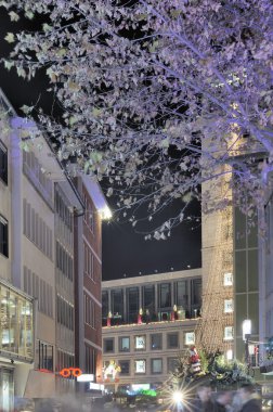 Belediye Binası ve Noel pazarı, stuttgart