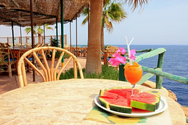 Cóctel naranja en Sharm Resort — Foto de Stock