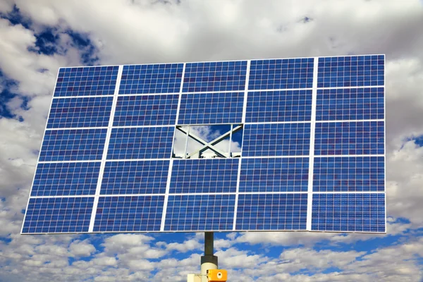 Painéis solares fotovoltaicos — Fotografia de Stock