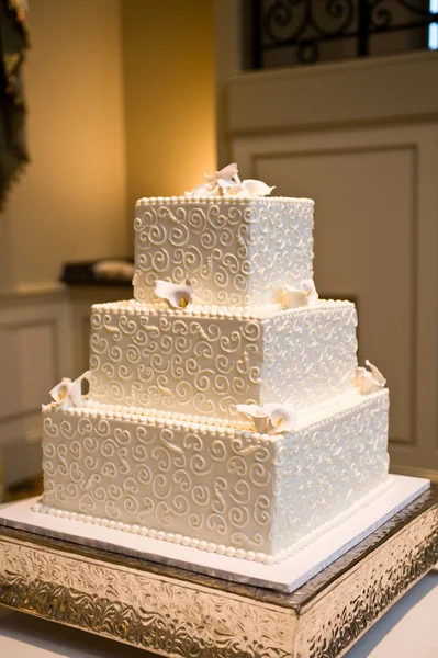 ウエディング ケーキ ロイヤリティフリーのストック画像