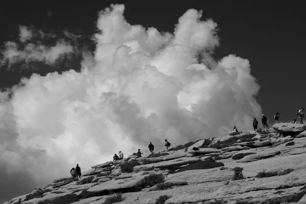 En el camino a la cima de Half Dome — Foto de Stock