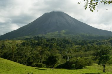 arenal yanardağ