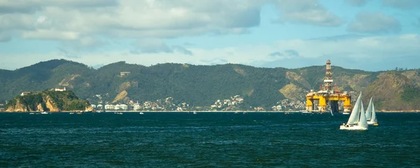 Marine Petroleum Platform in Guanabara Bay — Stock Photo, Image