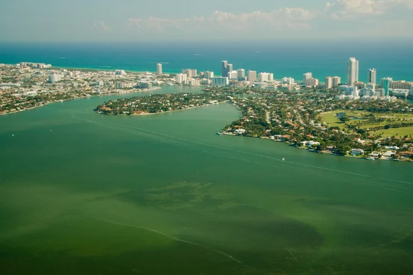 迈阿密绿色和蓝色 — 图库照片