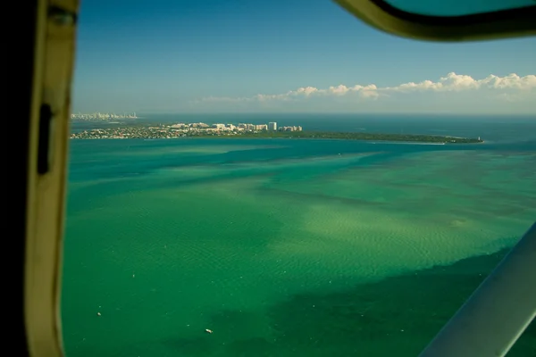 Volando sobre Miami — Foto de Stock