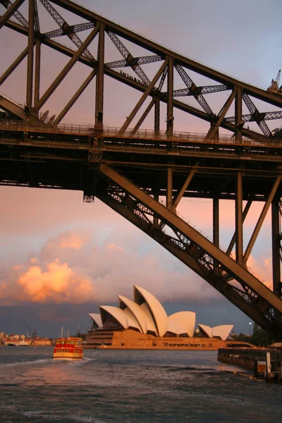 Sydney Bridge and Opera House — Stock Photo, Image