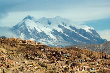 La Paz and the Mountain