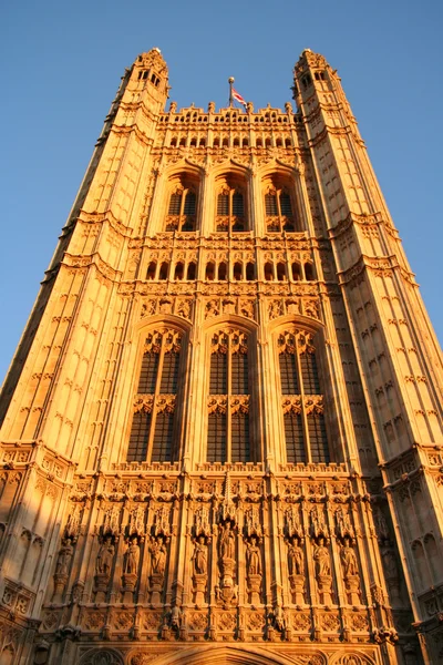 Κοινοβούλιο Πύργος — Φωτογραφία Αρχείου
