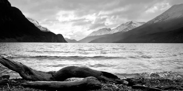 Günlük ve göl — Stok fotoğraf