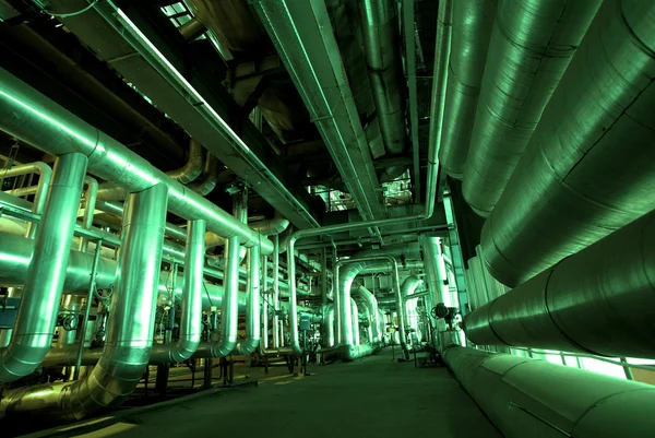 Tubos no interior da central energética Tubos no interior da central energética Tubos no interior — Fotografia de Stock