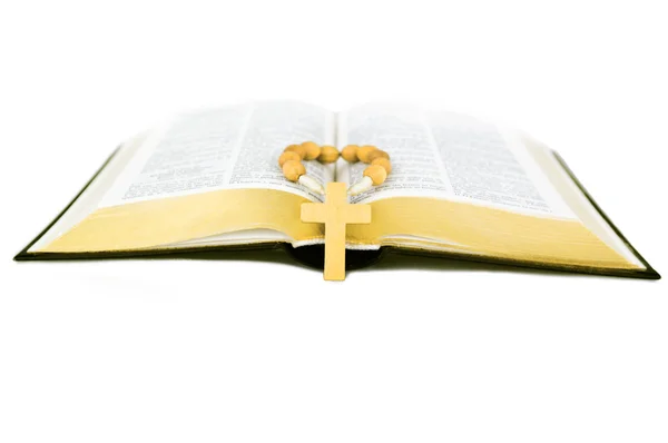 Bibles and rosaries — Stock Photo, Image
