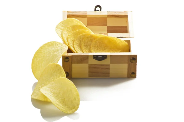 Chips in een doos — Stockfoto