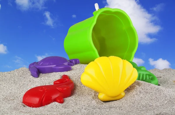 Kumsaldaki oyuncaklar — Stok fotoğraf