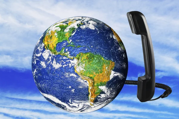 Phone with Earth globe — Stock Photo, Image