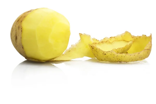 Soyulmuş patates patates — Stok fotoğraf