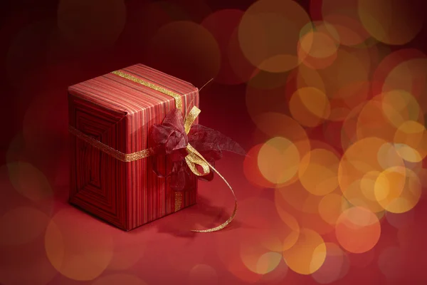 Rote Geschenkschachtel — Stockfoto