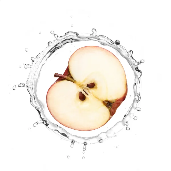 Su sıçratan kırmızı elma — Stok fotoğraf