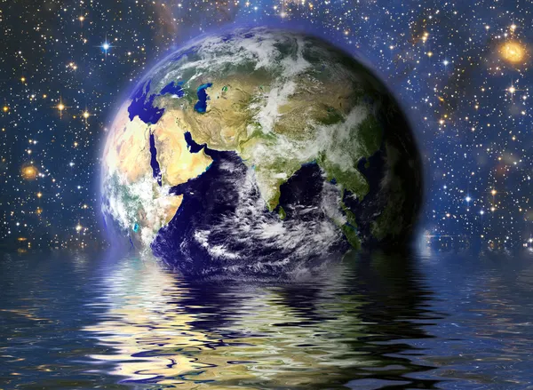 Ziemi w wodzie — Zdjęcie stockowe