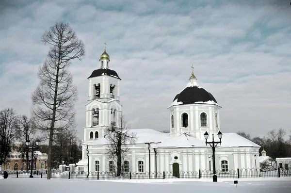 蓝色的教会在莫斯科 — 图库照片