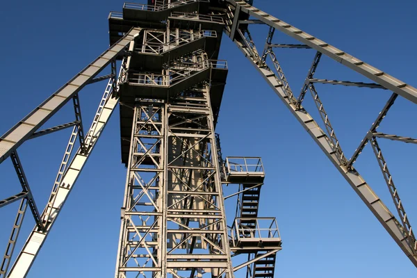 Torre del eje de la mina — Foto de Stock