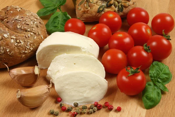 stock image Tomatoes, cheese, bread