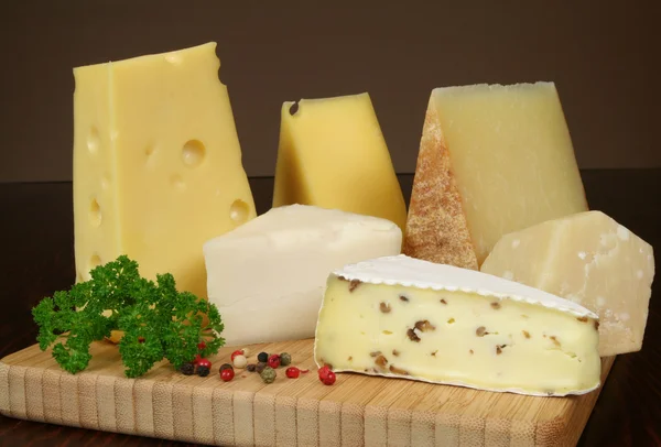 Cheese board — Stock Photo, Image