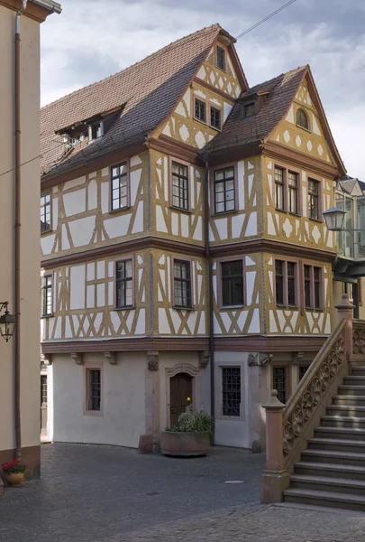 Haus der vier Gekrönten in Wertheim — Stockfoto