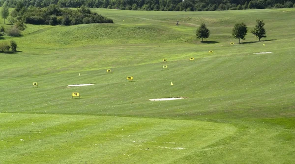 高尔夫风光在夏季时间 — 图库照片