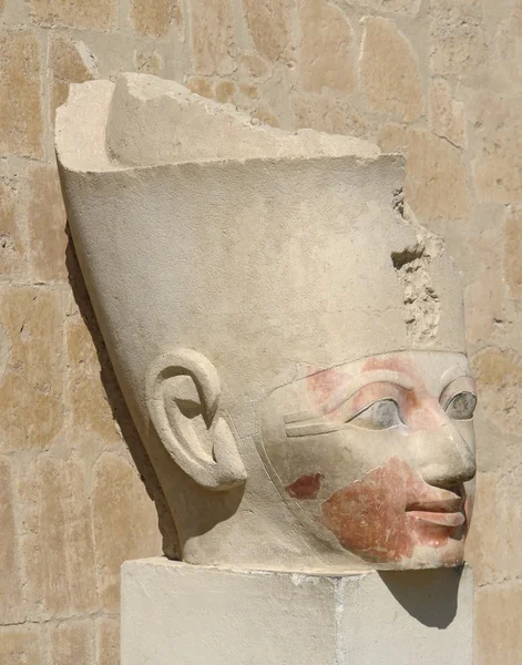 Ancient head of Hatschepsut — Stock Photo, Image