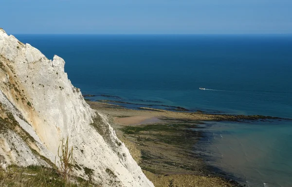 Cliffs and sea near Newhaven — Stock Photo, Image