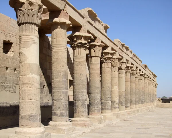 Templo ensolarado de Isis detalhe — Fotografia de Stock