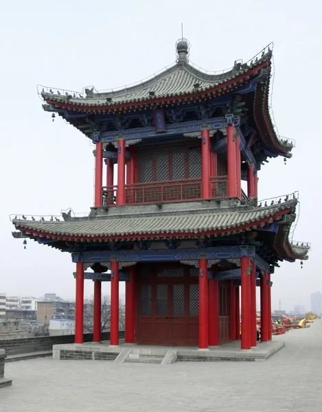 Voortbouwend op de stadsmuur van xian — Stockfoto
