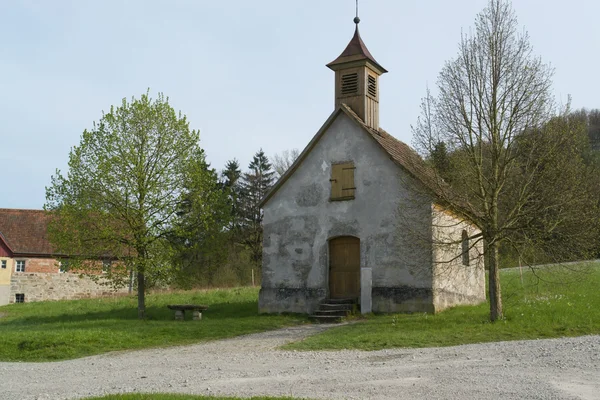 Pequeña capilla idílica — Foto de Stock