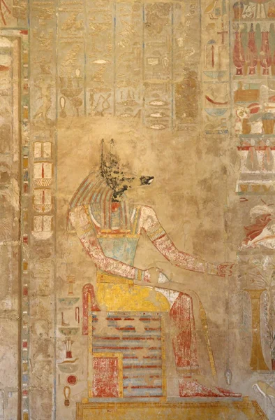 Obraz uvnitř zádušní chrám královny Hatšepsut — Stock fotografie