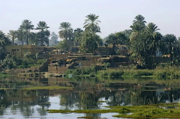 Flodlandskap mellan Aswan och Luxor — Stockfoto