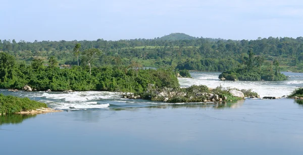 ウガンダの神社近くの水辺川ナイル風景 — ストック写真