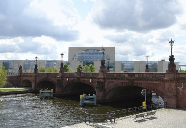 Federal Chancellery and bridge clipart