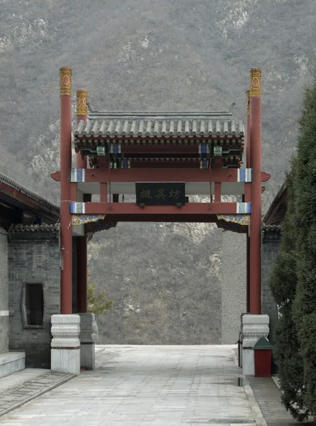 Porte près de la Grande Muraille de Chine — Photo