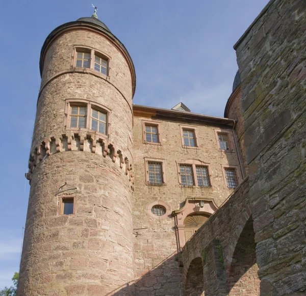 日当たりの良い雰囲気の中でヴェルトハイム城の詳細 — ストック写真