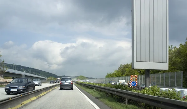 Paisagem rodoviária no sul da Alemanha — Fotografia de Stock