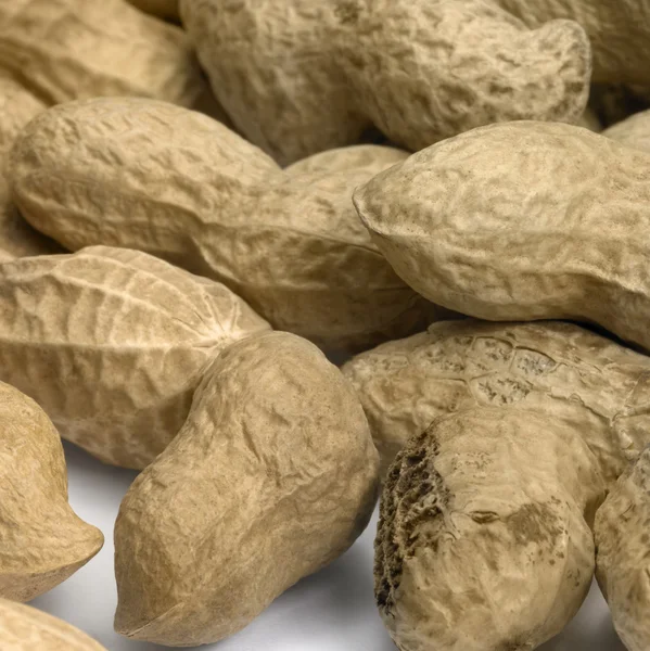 Неочищенный арахис — стоковое фото