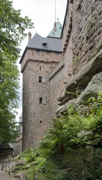 奥 koenigsbourg 城堡 — 图库照片