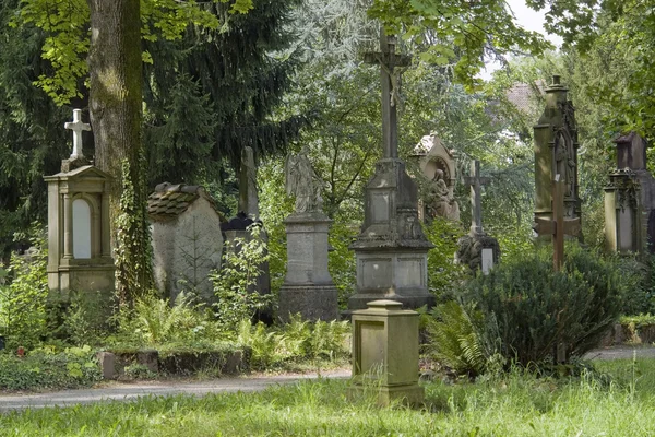 古老的墓地在弗赖堡 — 图库照片