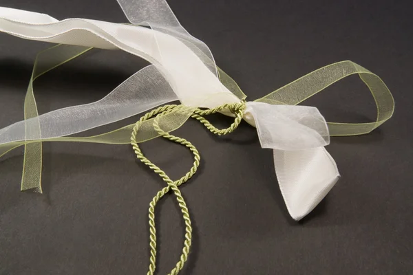 Декоративный белый и зеленый лук — стоковое фото